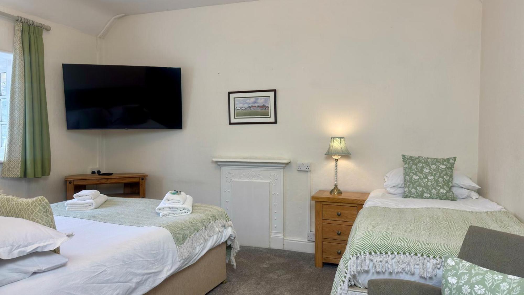 The Cricketers Inn Winchester Esterno foto