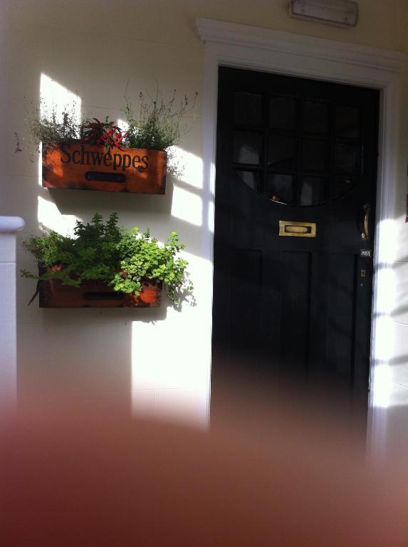 The Cricketers Inn Winchester Esterno foto